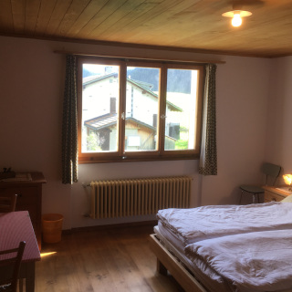 Schlafzimmer 2